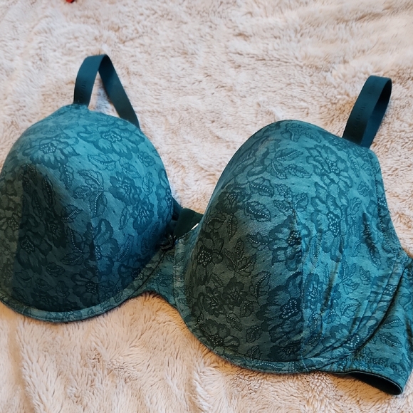 Cacique Other - Cacique Lightly Lined Tshirt Bra